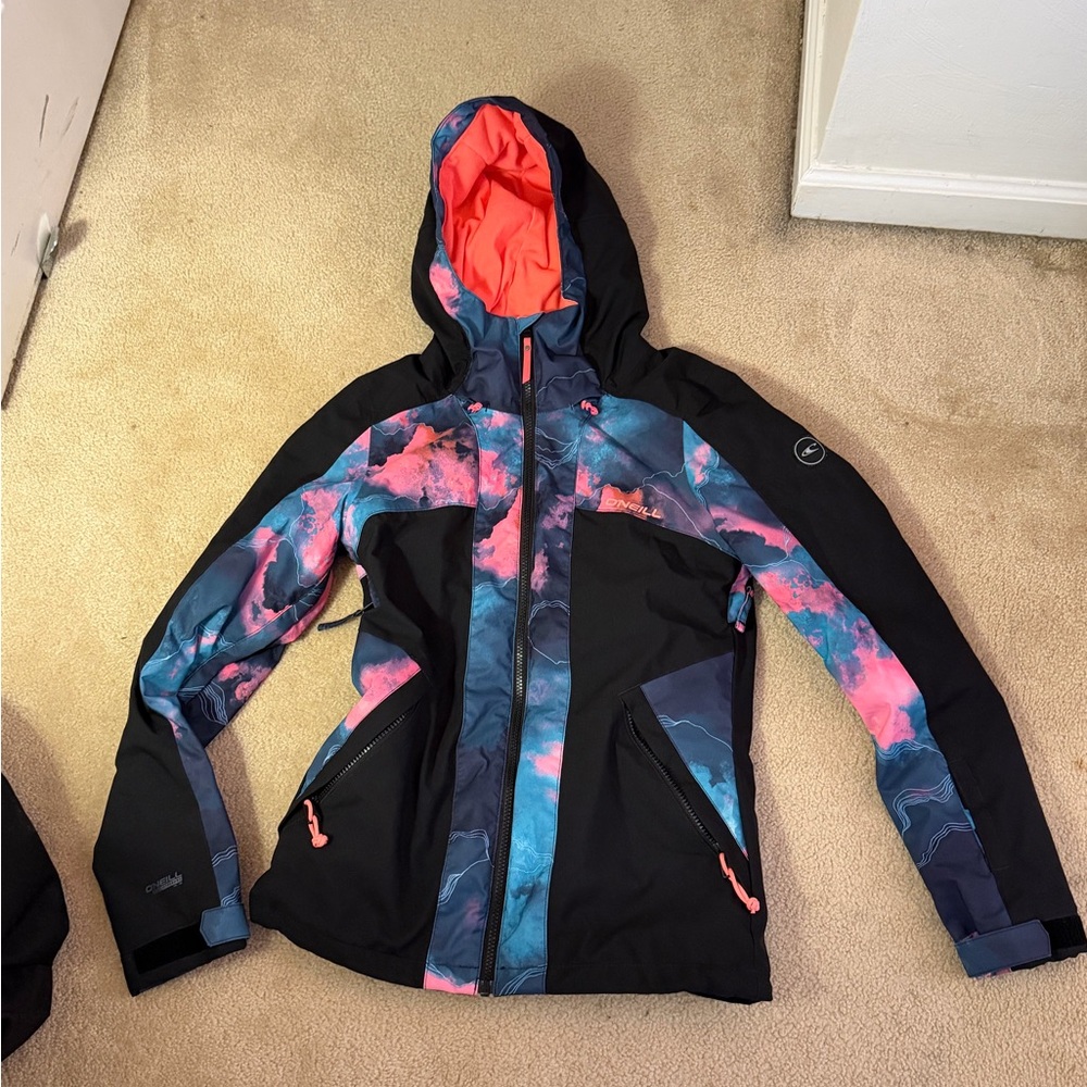 Colorful Hooded ski jacket great condition